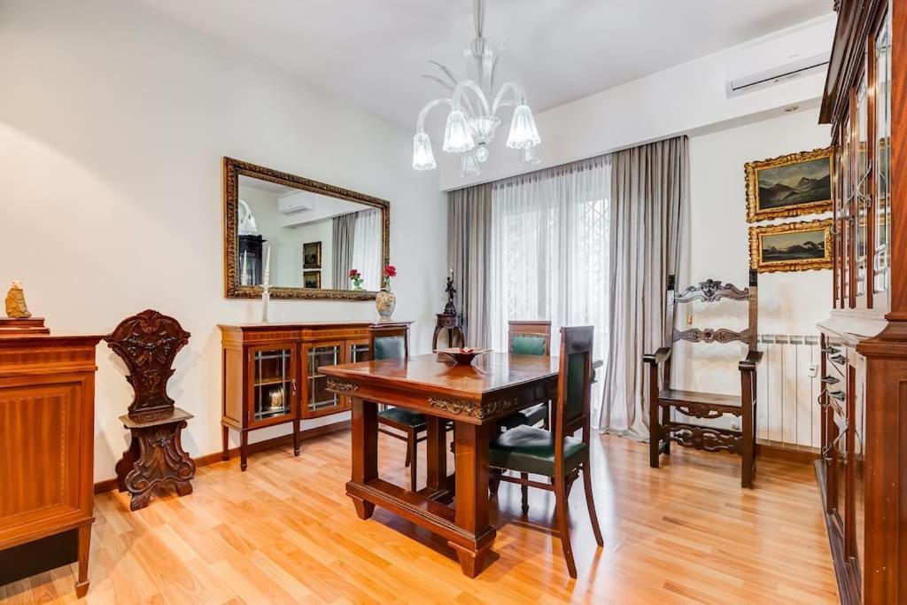Exclusive Apartment In Eur Lake Rome Buitenkant foto