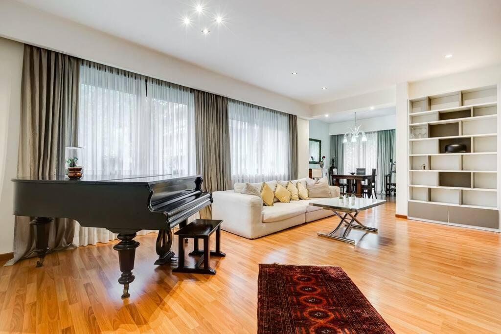 Exclusive Apartment In Eur Lake Rome Buitenkant foto