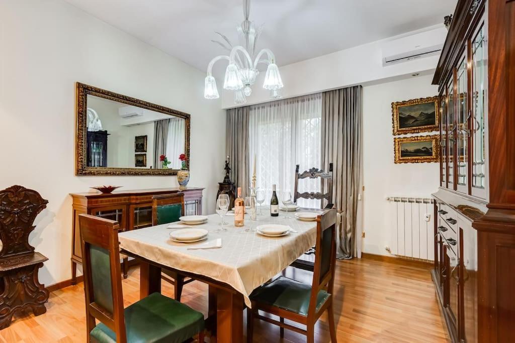 Exclusive Apartment In Eur Lake Rome Buitenkant foto