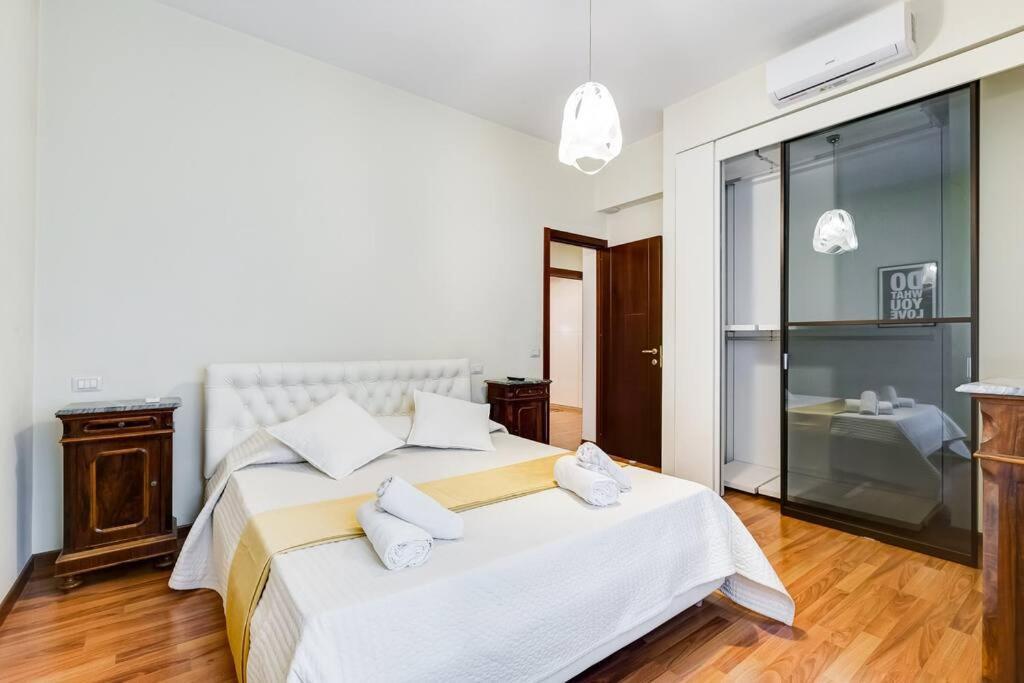 Exclusive Apartment In Eur Lake Rome Buitenkant foto